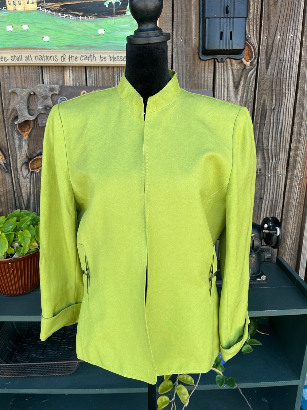 Isabella DeMarco lime green size 10 jacket blazer